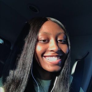 Meet your Posher, Tayler